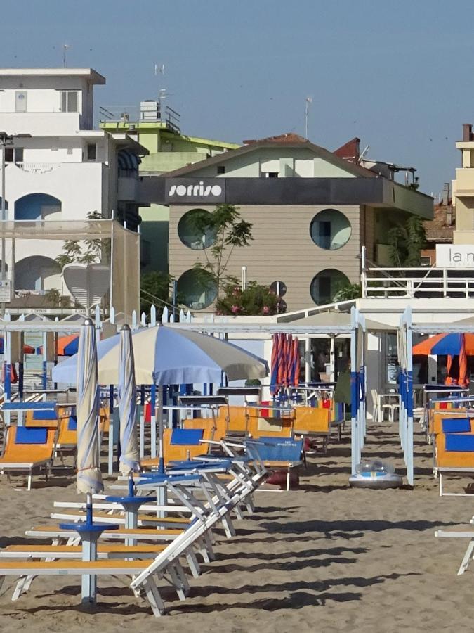 Hotel Sorriso - Molto Piu Di Una Stella Ричоне Екстериор снимка