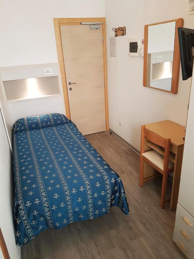 Hotel Sorriso - Molto Piu Di Una Stella Ричоне Екстериор снимка